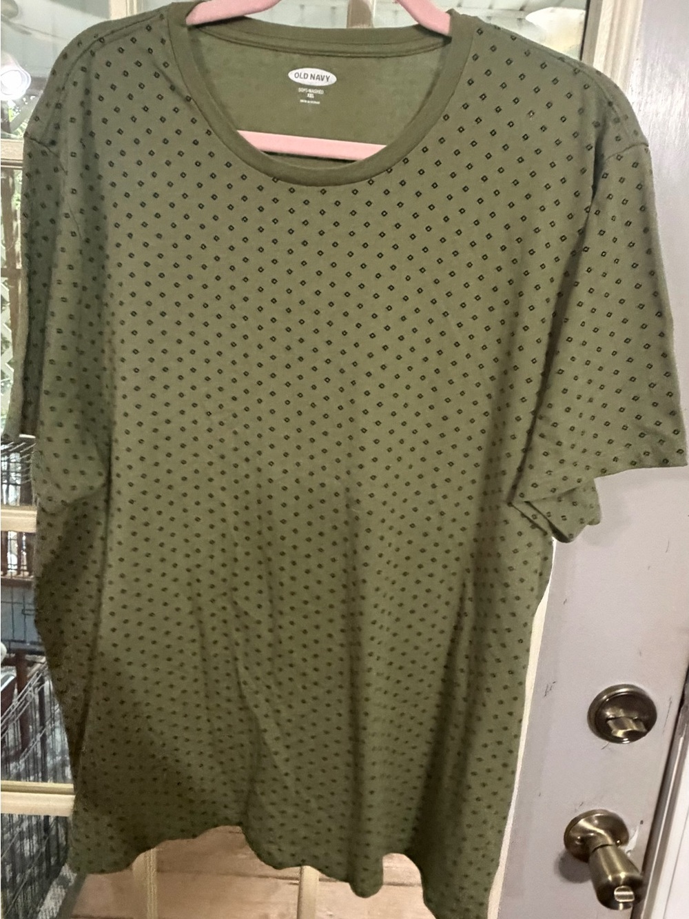 Old Navy Olive Green Short Sleeve Tee with Micro Dot Pattern